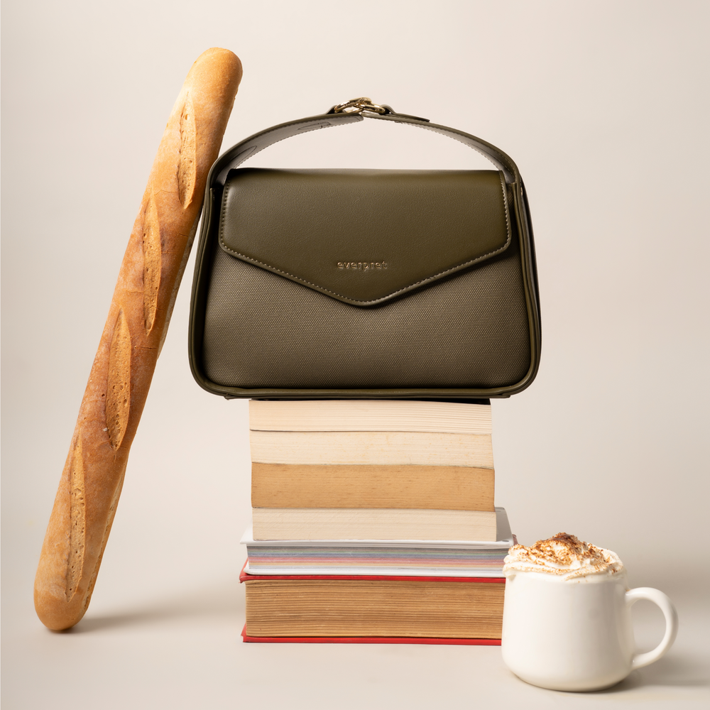 Delphi Shoulder Bag