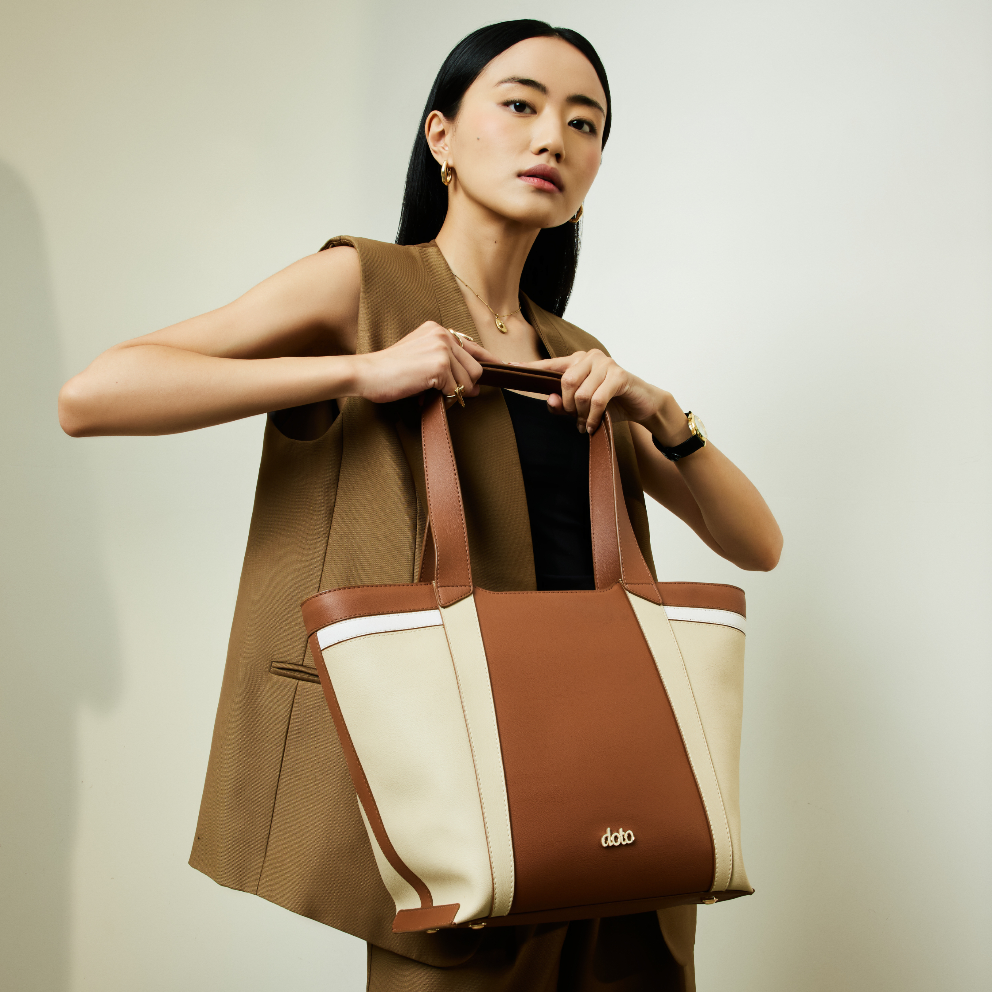 IKI EVERYDAY TOTE (Tan)