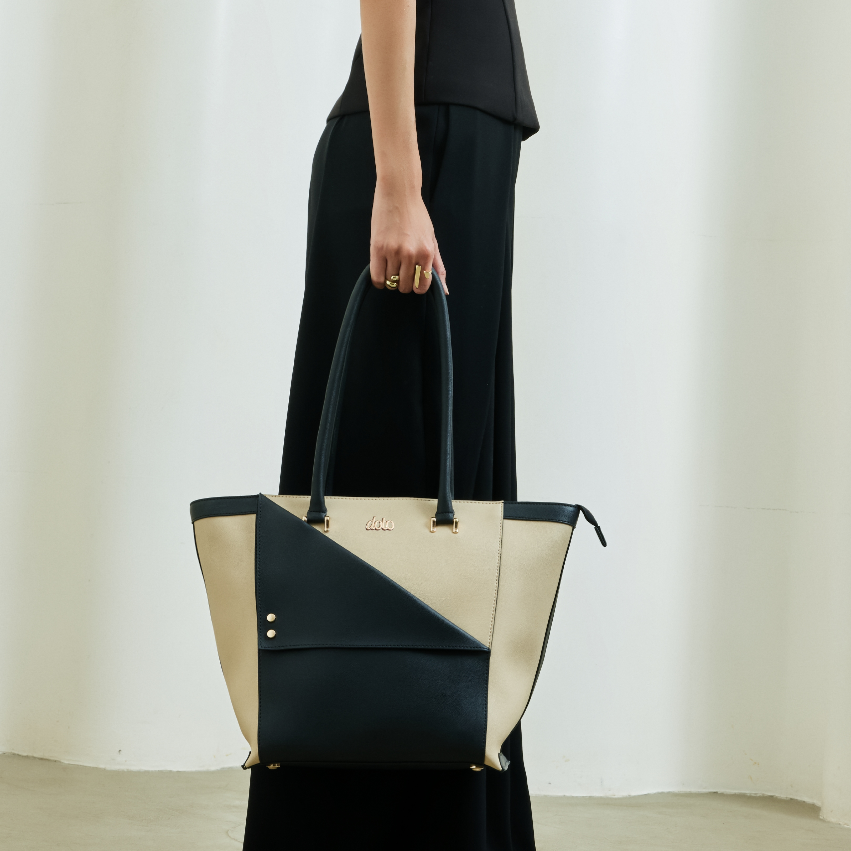 KOJO CASUAL TOTE (Ivory)